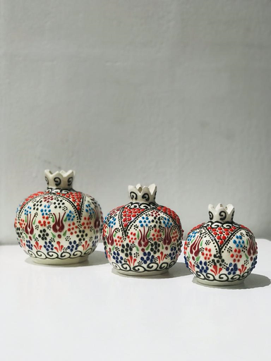 [Hom-ova-05611] 3pcs Pomegranate Showpiece (White Red,)